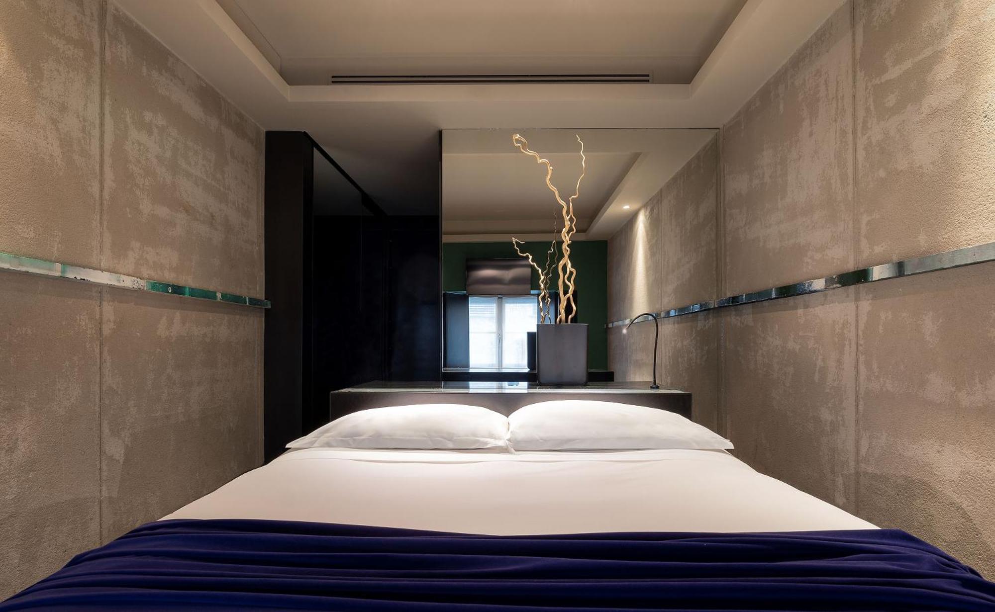 Straf, Milan, A Member Of Design Milão